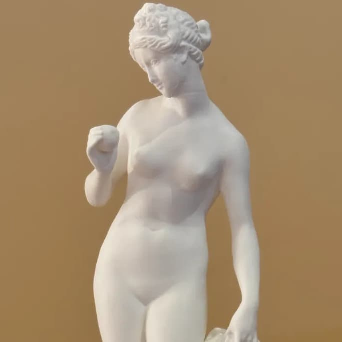 Estátua Decorativa Vênus Clássica - Decoração p/ Casa Quarto Estantes Prateleiras etc