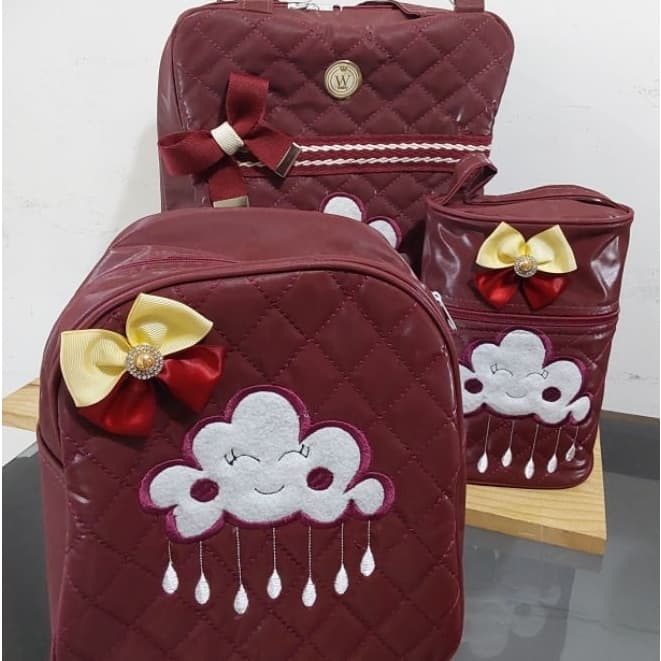 Lindo kit bolsa maternidade vermelha tema  nuvem , 3 peças cor vermelha oportunidade.