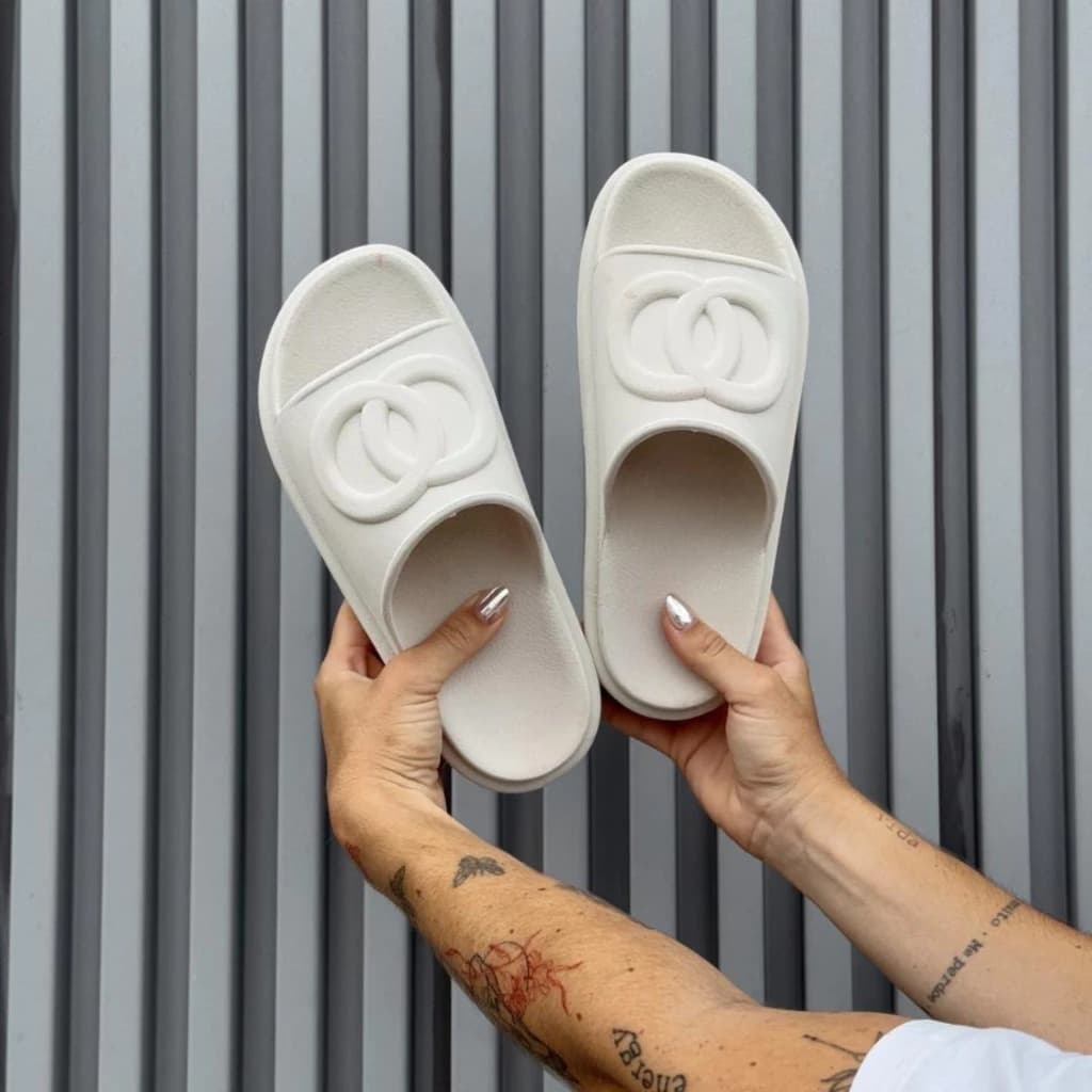 Chinelo Slide Feminino Nuvem Flat Leve e Confortável
