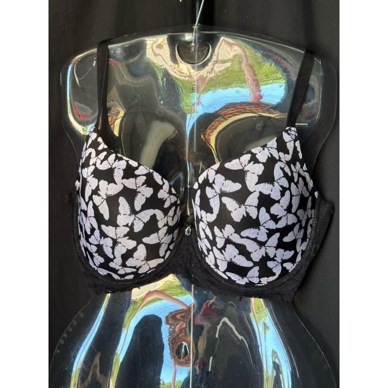 Sutiã MV preto estampado borboletas plussize trabalhado com rendas strass