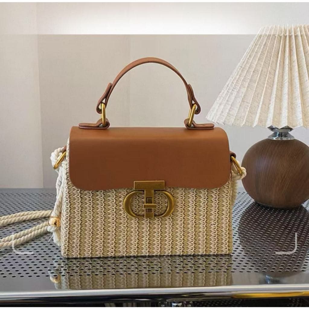 Bolsas de mão femininas de palha de alta qualidade são lindas.