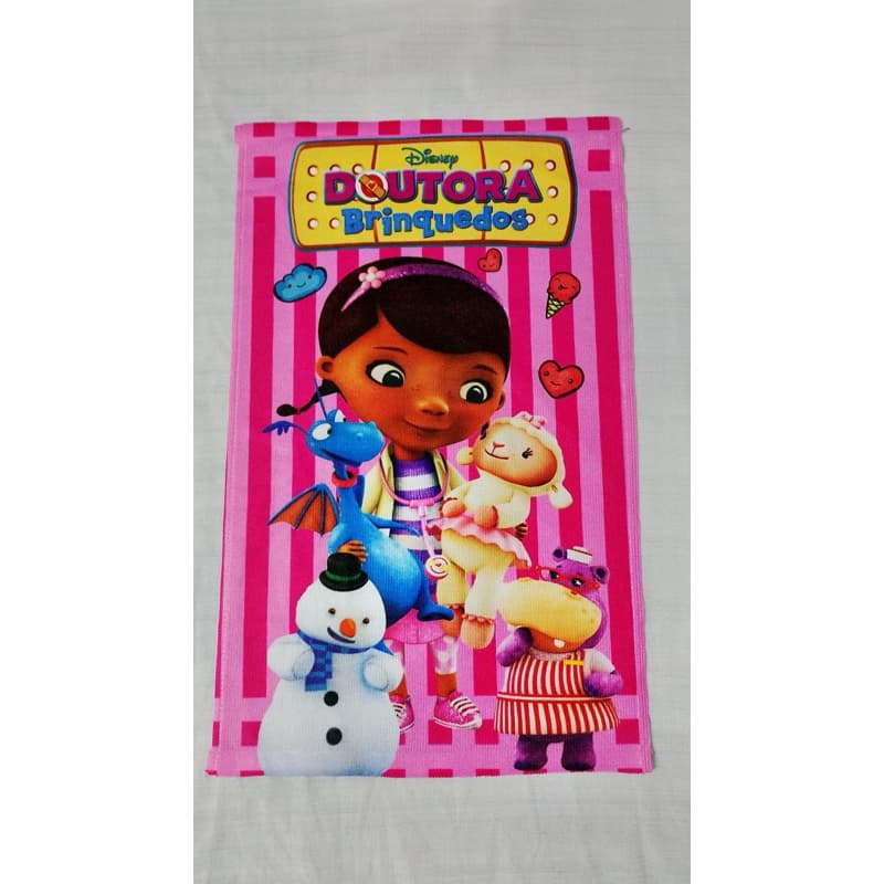 Toalha de banho Infantil praia e piscina personagem Doutora Brinqued&