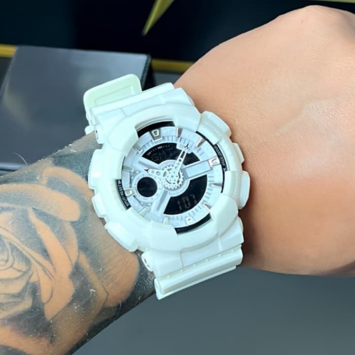 Relógio Masculino Esportivo Militar Digital e Analógico Resistente a Aguá Para Homens Preto e Branco Funcional Com Caixa