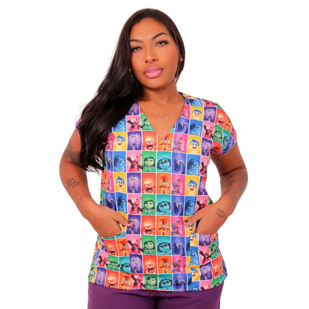 Scrub Conjunto Pijama Cirúrgico/Hospitalar (DIVERTIDAMENTE 1 ref: 112) Conforto, Qualidade e Durabilidade