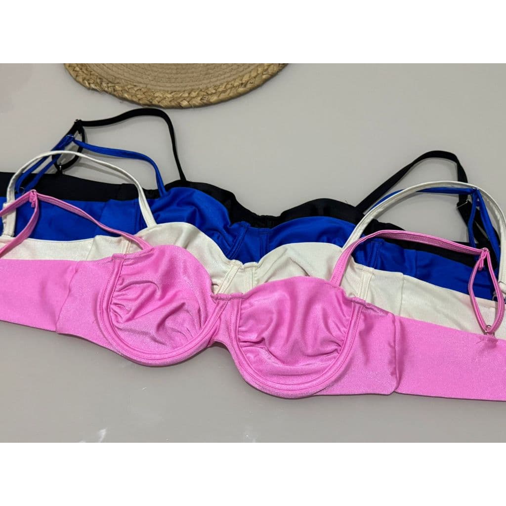Cropped Jady em Poliamida Acetinada com Aro de Sustentação e Alças de Regular Top Cropped Feminino Tendência Tipo Biquin