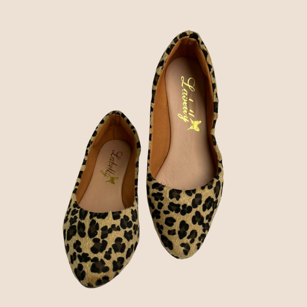 Sapatilha Feminina Bico Fino Animal Print Oncinha Confortável Elegante – Labelly Calçados