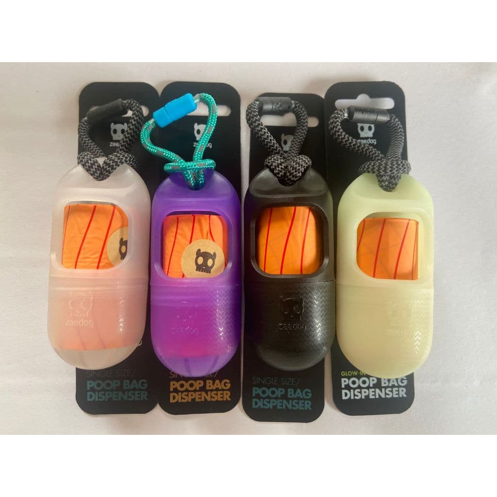 Cata Caca Zeedog Poop Bag Dispenser Zeedog (porta Saquinhos) Preto / Branco / Fluorescente Brilha No Escuro / H3D Roxo