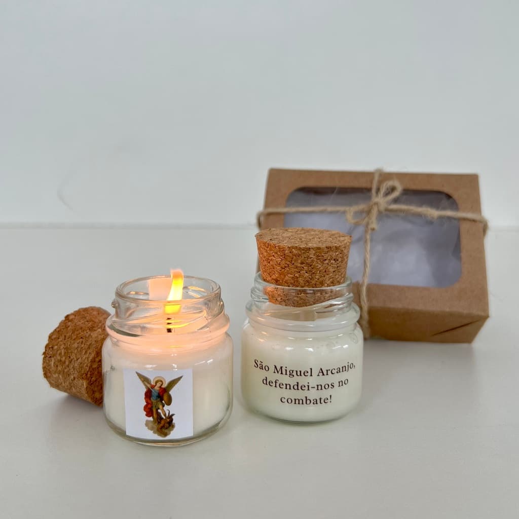 Kit 2 mini velas aromáticas perfumadas Santos - São Miguel Arcanjo, São Bento, Santa Rita e Santa Teresinha