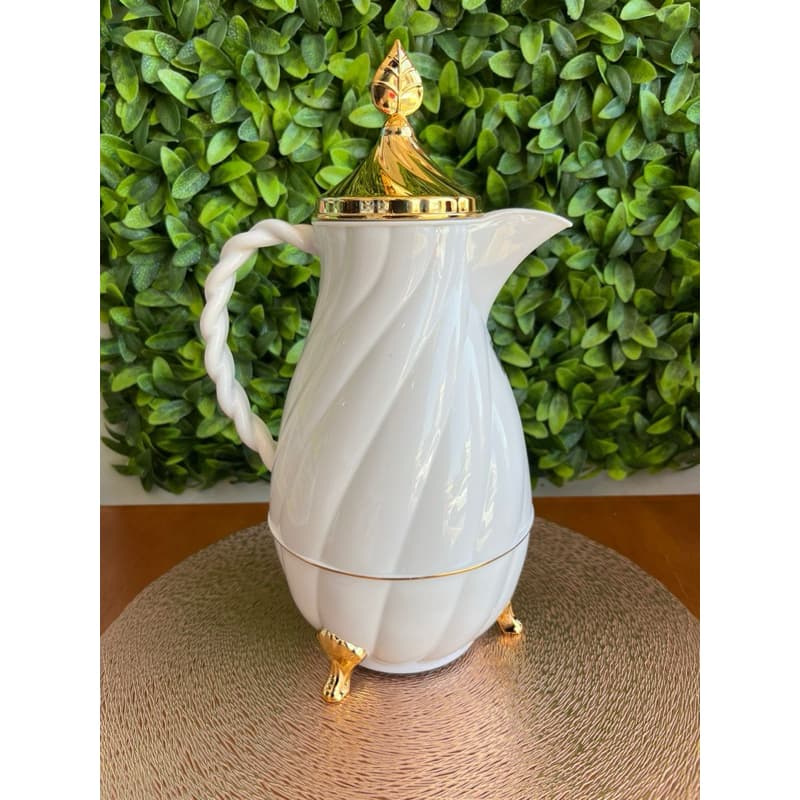 Garrafa Térmica Branca com dourado café e chá luxuosa