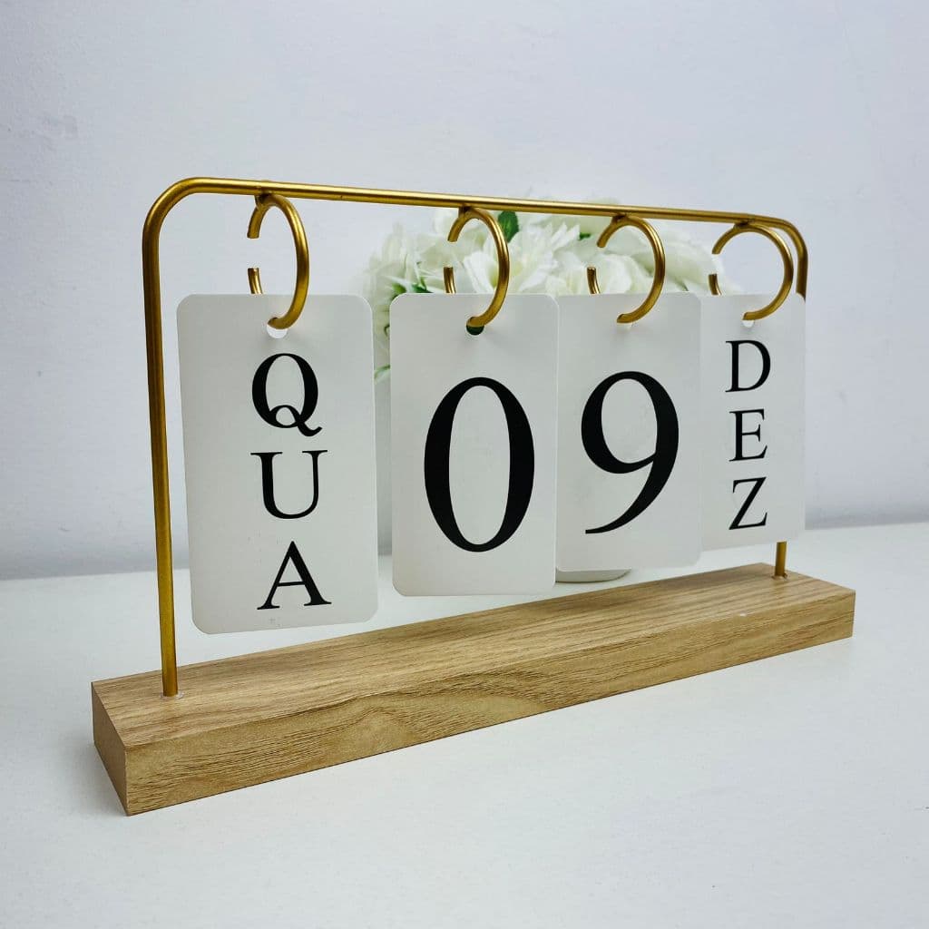 Calendário de Mesa Decorativo com Plaquinhas Preto Rose Dourado Permanente Escritório