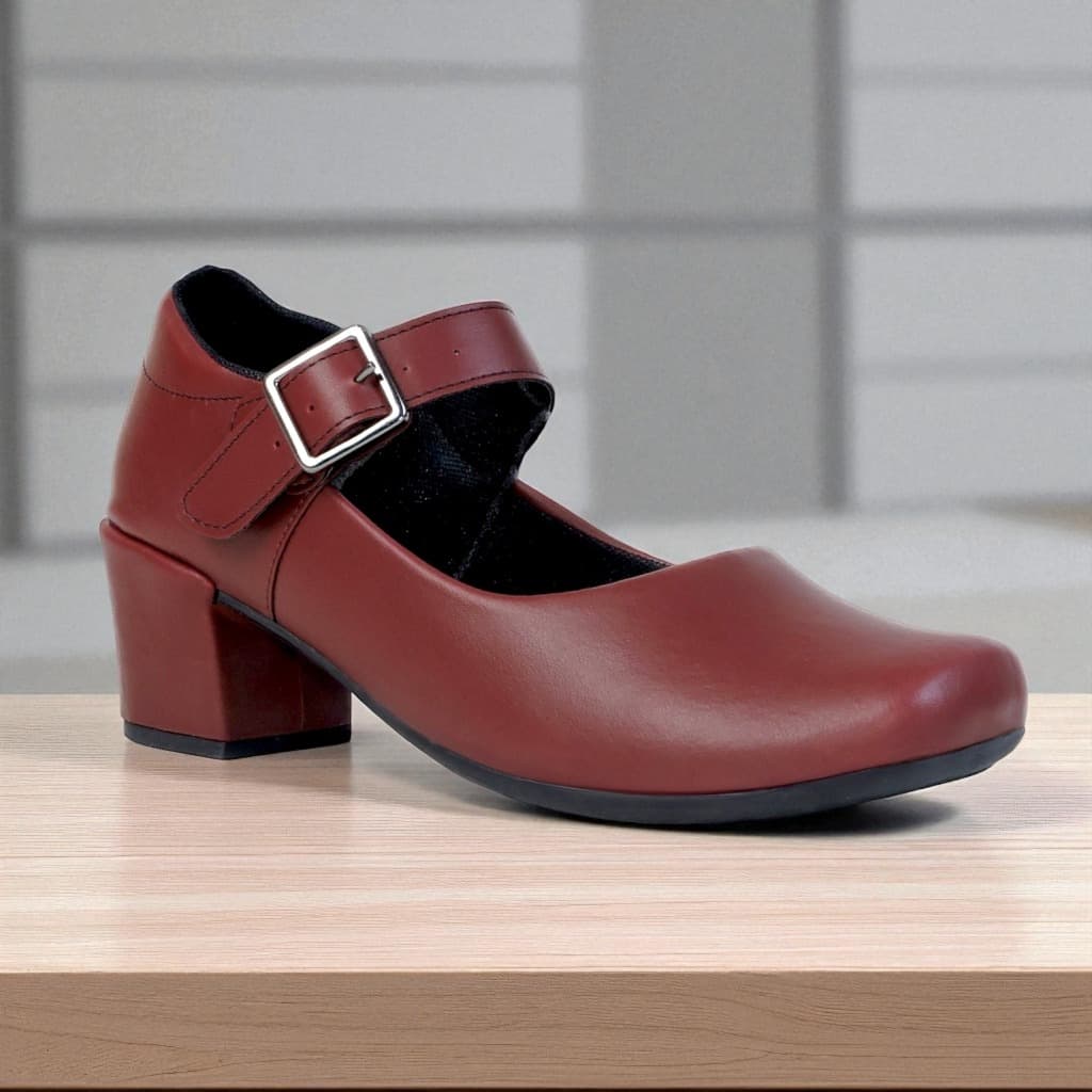 Sapato Feminino Boneca Marsala com Fecho Fivela e Salto Bloco Feminino Estilo Mary Janes Salto Grosso