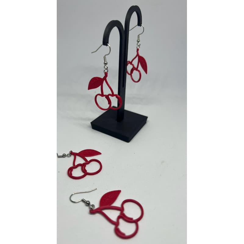 Brinco Feminino  Preto Vazado Leve