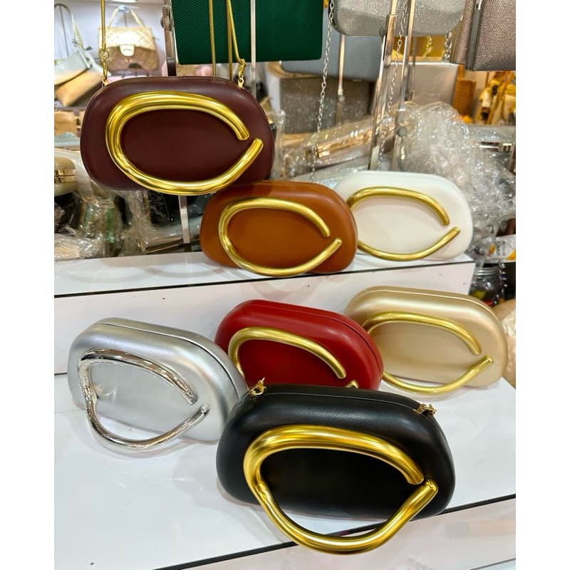 Mulheres Fechamento De Ouro Saco Embreagem Noite Festa De Casamento Bonito Caixa Metal Titular Marca Bolsas Feminino