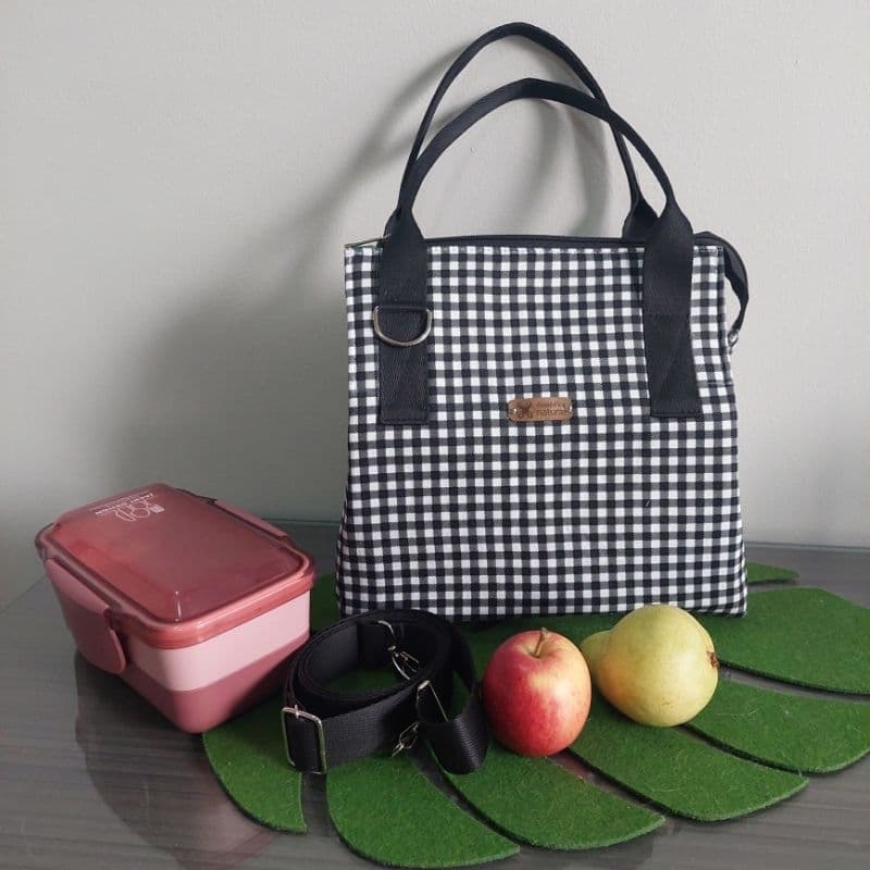 Bolsa Térmica Kari Artesanal -tecido impermeável forro PVC conserva 4h alimentos outros alça tiracolo