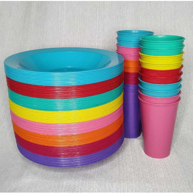 KIT 30 PRATOS REDONDO + 30 COPOS 350ML PLÁSTICO COLORIDO PARA  FESTA E EVENTOS