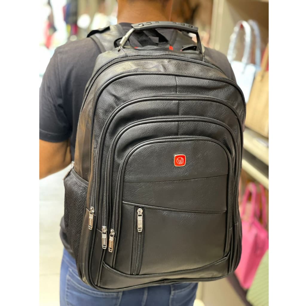 Bolsa Mochila Masculina Impermeável De Couro Reforçada Usb Cor Preto