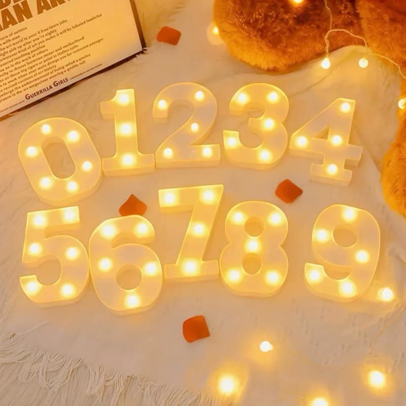 Número LED Luminária Decoração Aniversário com Pilha (1 a 99) - 16cm
