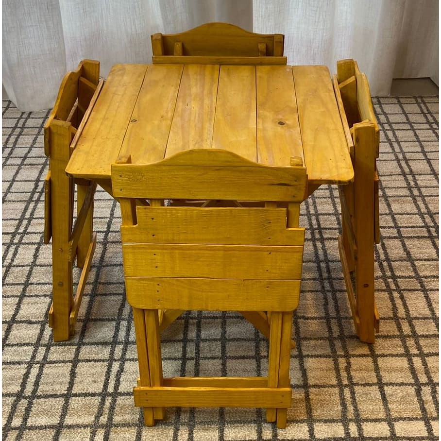 Conjunto Mesinha Pequena Quadrada Dobrável 4 Cadeiras Cantinho Bebidas Sala Varanda Área Externa