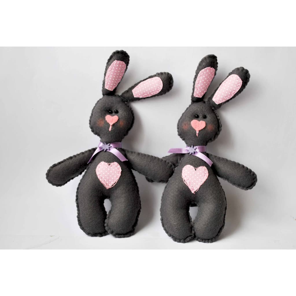 Coelhinhos de feltro. Cenário de fotografia infantil e newborn .Estúdio de fotografia. Valor da unidade.