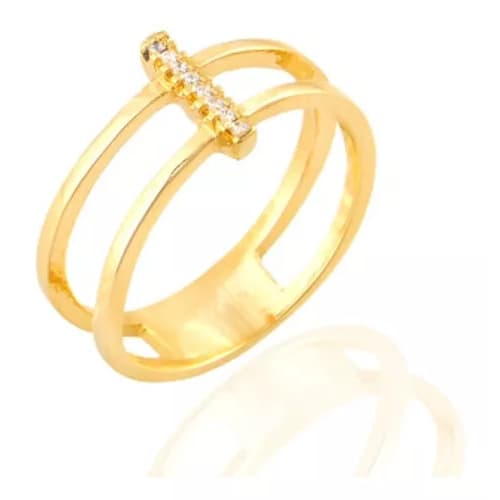 Anel I cravejado com zircônia de cristal folheado a ouro