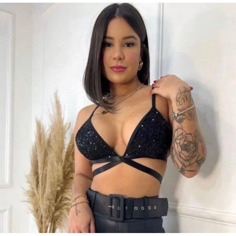 Top cropped com paetê Preto