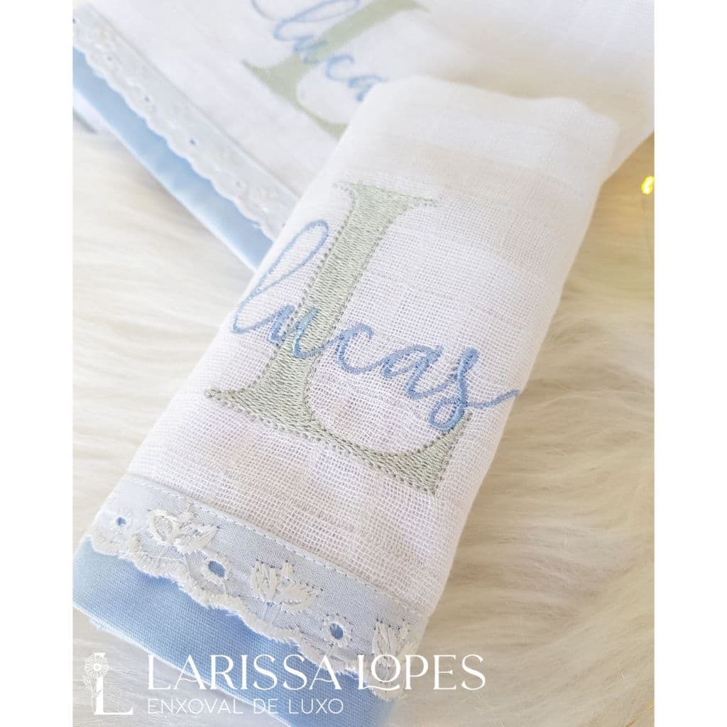 KIT DE FRALDAS - FRALDA DE BOCA E OMBRO BORDADAS PERSONALIZADAS - Modelo Básico