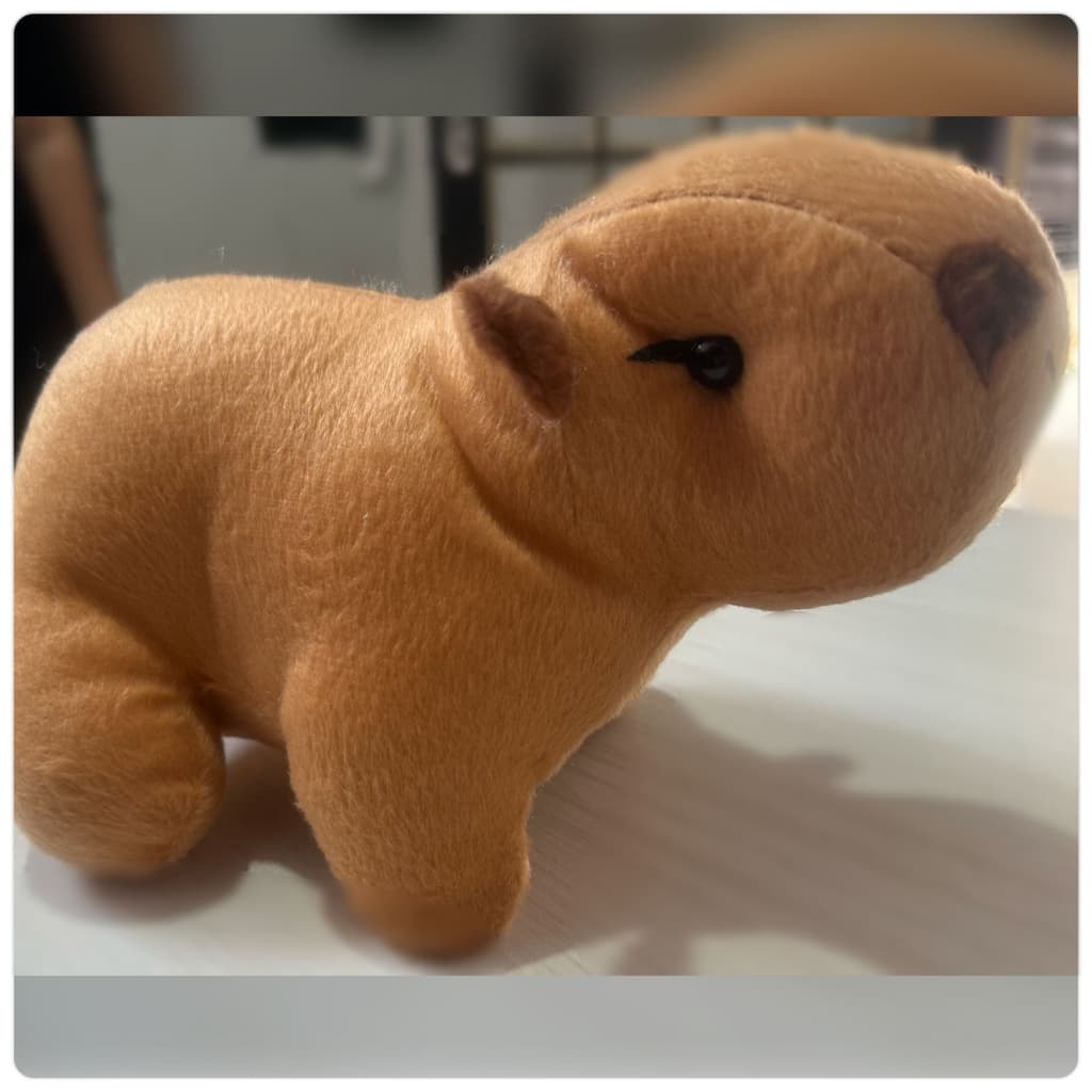 linda mini capivara de pelucia enfeite / bixinho de estimaçaõ infaltil
