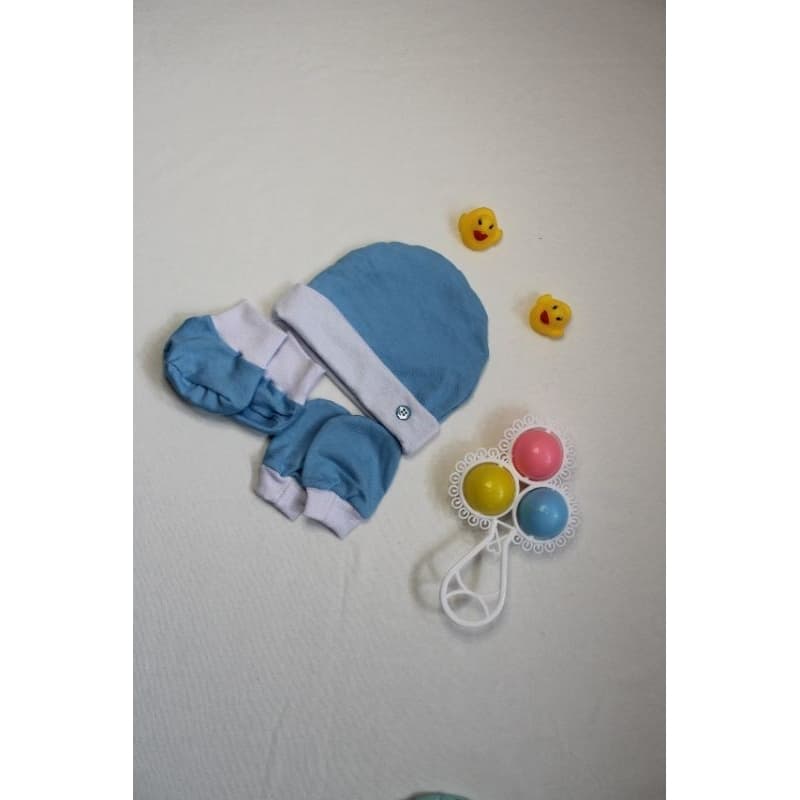 Memelbaby Conjunto touca, luvas e sapatinhos