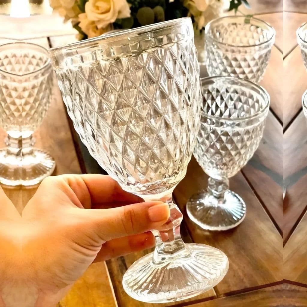Conjunto 6 Taças Vidro Bico de Abacaxi 325ml Copos para Água, Suco, Drink e Vinho