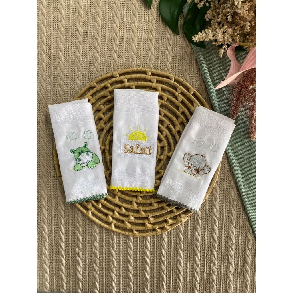 Kit 3 Lencinhos de Boca Babete Algodão 30x30 Hipoalergênico Bordados Sortidos Bebê