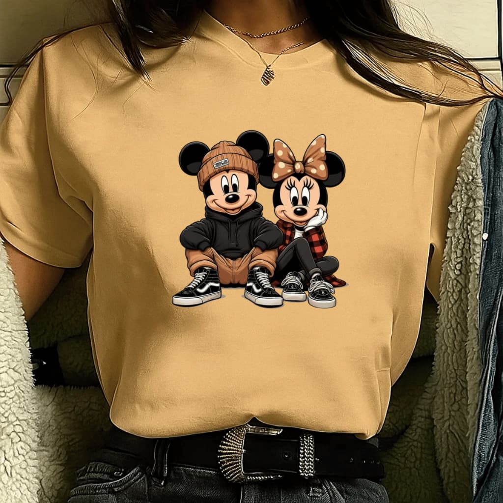 Camiseta Feminina confortável Estampada Minnie E Mikey 100% Algodão