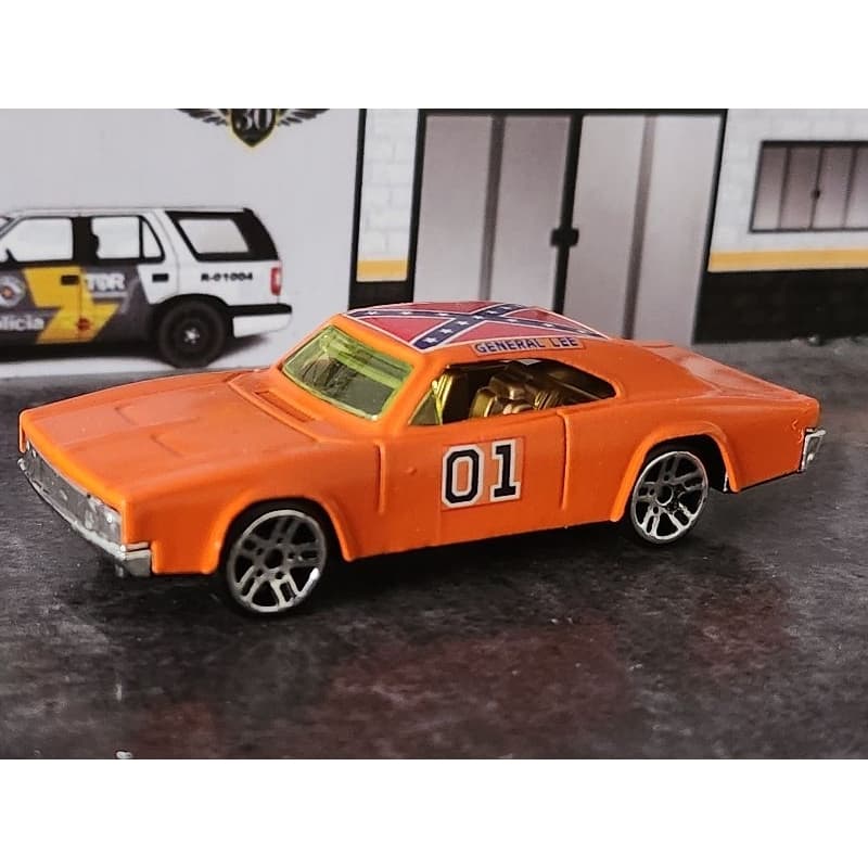 GENERAL LEE CHINA ESCALA 1.64 TAMANHO 7CM SEM MARCA CUSTOM NÃO HOT WHEELS NÃO MATCHBOX PRODUTO NOVO CUSTOM