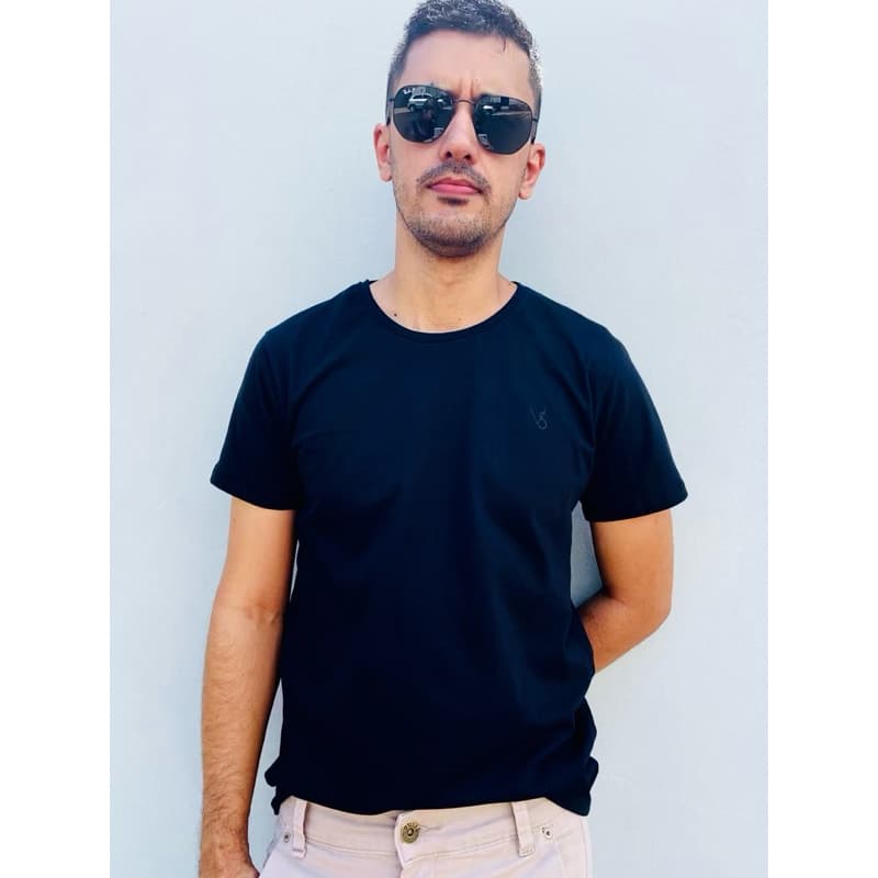 Camiseta Masculina Básica Algodão com Poliéster.