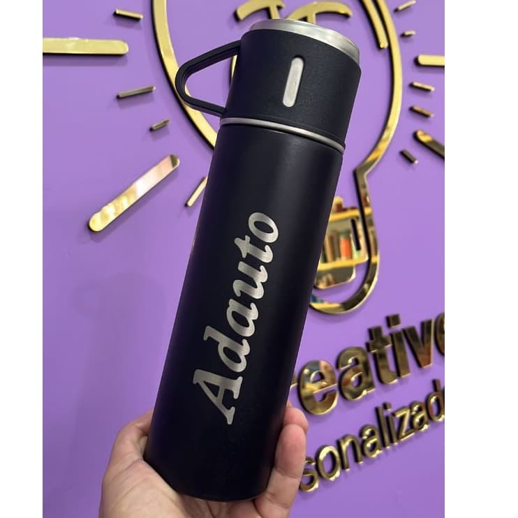 Kit garrafa térmica com 3 xícaras personalizada com nome