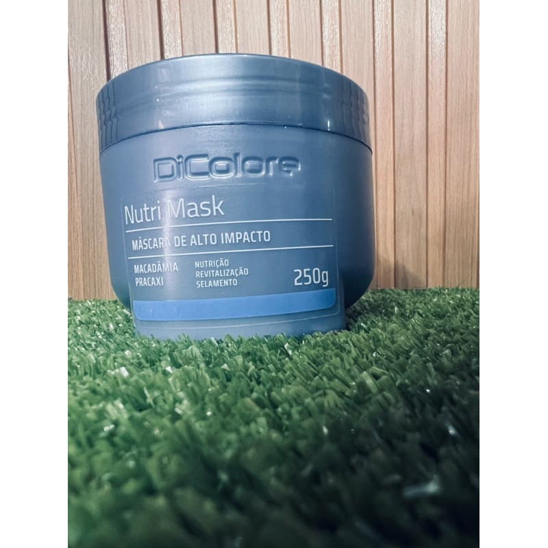 A Nutri Mask DiColore Profissional máscara de alto impacto