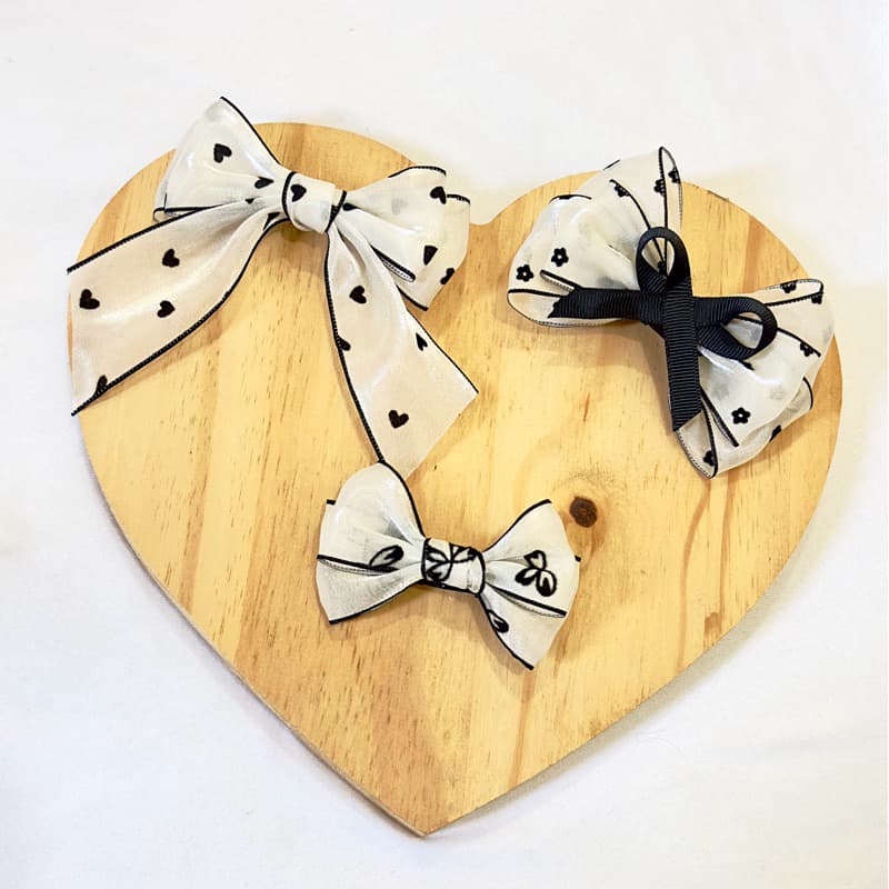 Laço Organza Voal Delicado Vintage Preto e Off White Presilha de Cabelo Adulto e Infantil