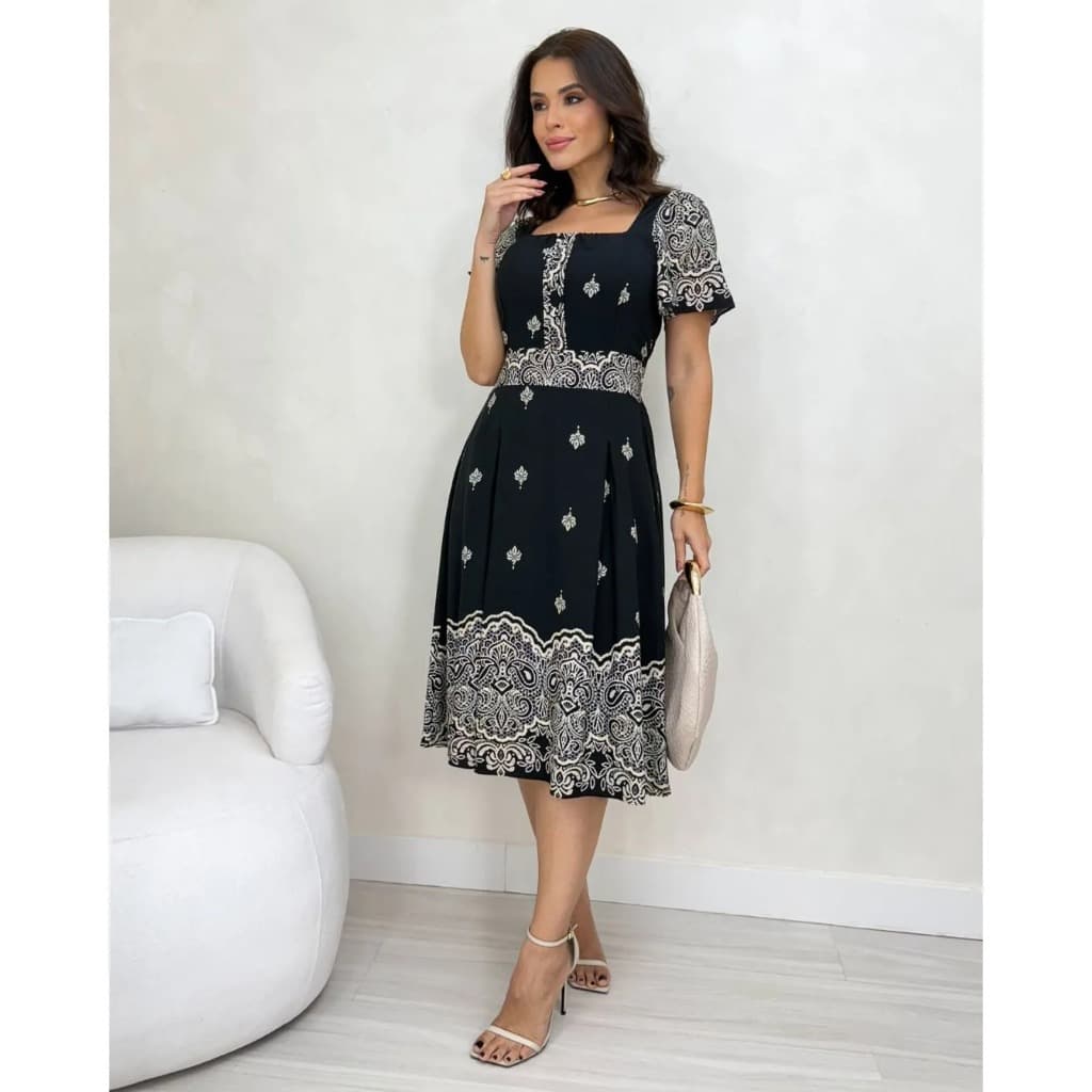 Vestido Midi Preto Feminino Elegante com Estampa Barroca e Manga Curta