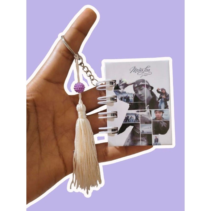 Chaveiro Álbum 💜 Mini Photobook 20 Fotos | K-pop Acessório Bolsa Mochila