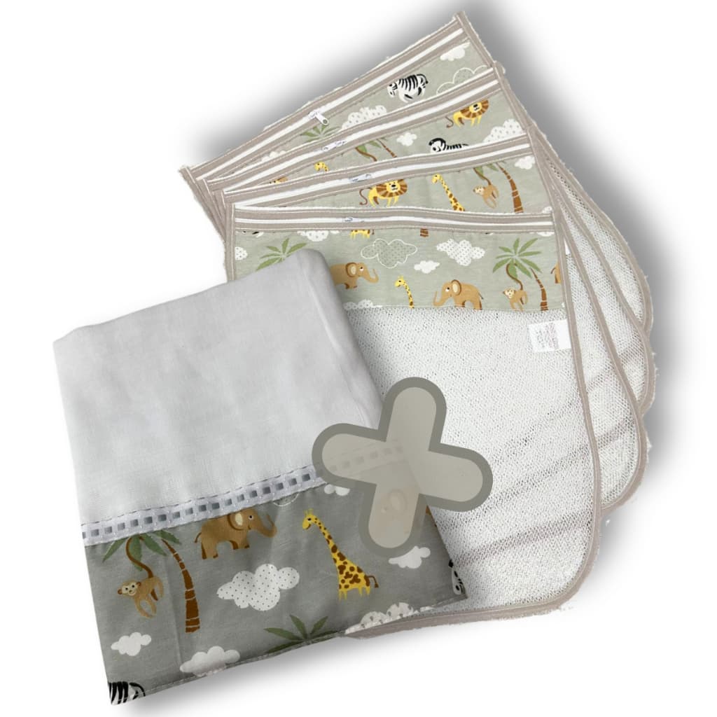 Kit Fralda Toalha com Barrado Estampado + 4 Saquinhos Organizadores Tule com Zíper