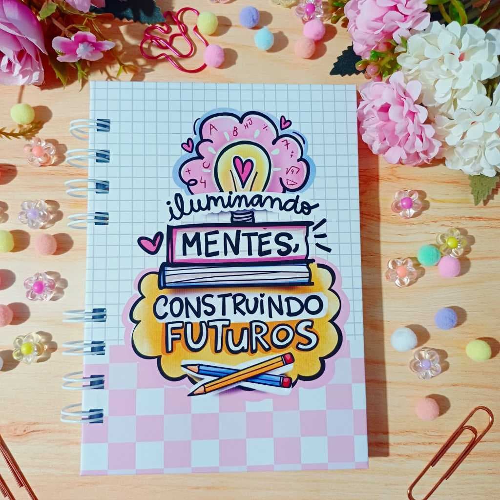 BLOQUINHO DIA DOS PROFESSORES CAPA DURA PERSONALIZADO COM NOME NA CAPA ENVIAR VIA CHAT O NOME