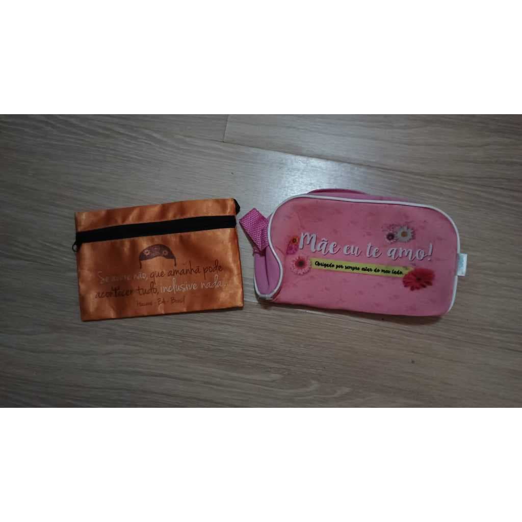 Lote com 2 Necessaries