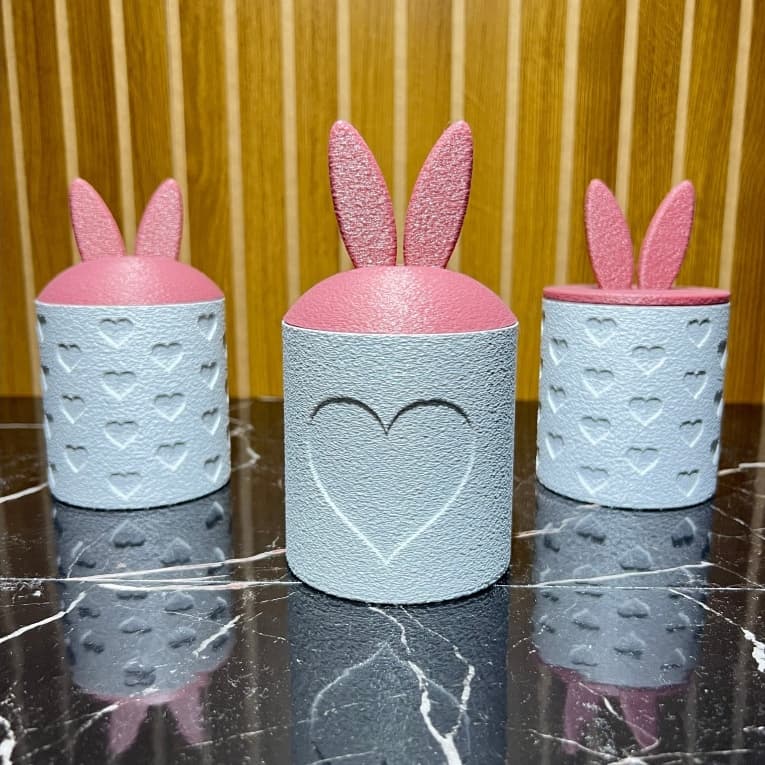 Kit 3 Porta Objetos Decorativos Coelho & Coração – Base Mármore + Tampa Rose Gold – Impressão 3D