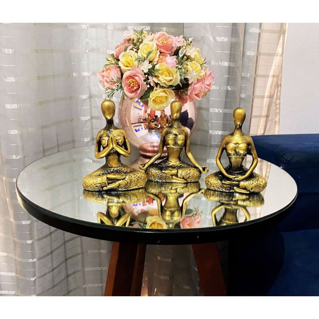 kit 3 estatuetas Yoga meditação sala quarto aparador cor envelhecido