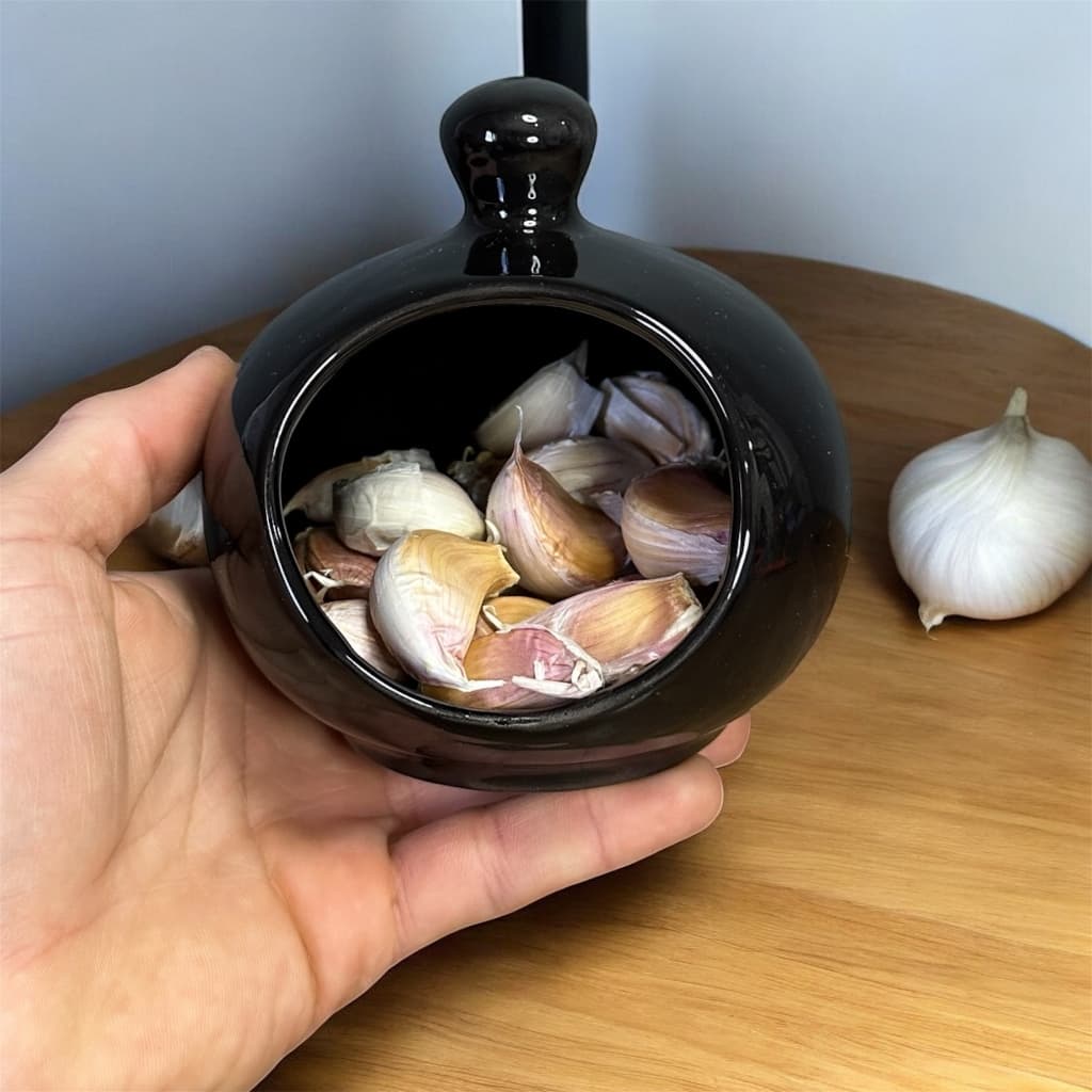 Porta Alho de Cerâmica Preto Para Cozinha Pequeno Redondo Presente Alheiro
