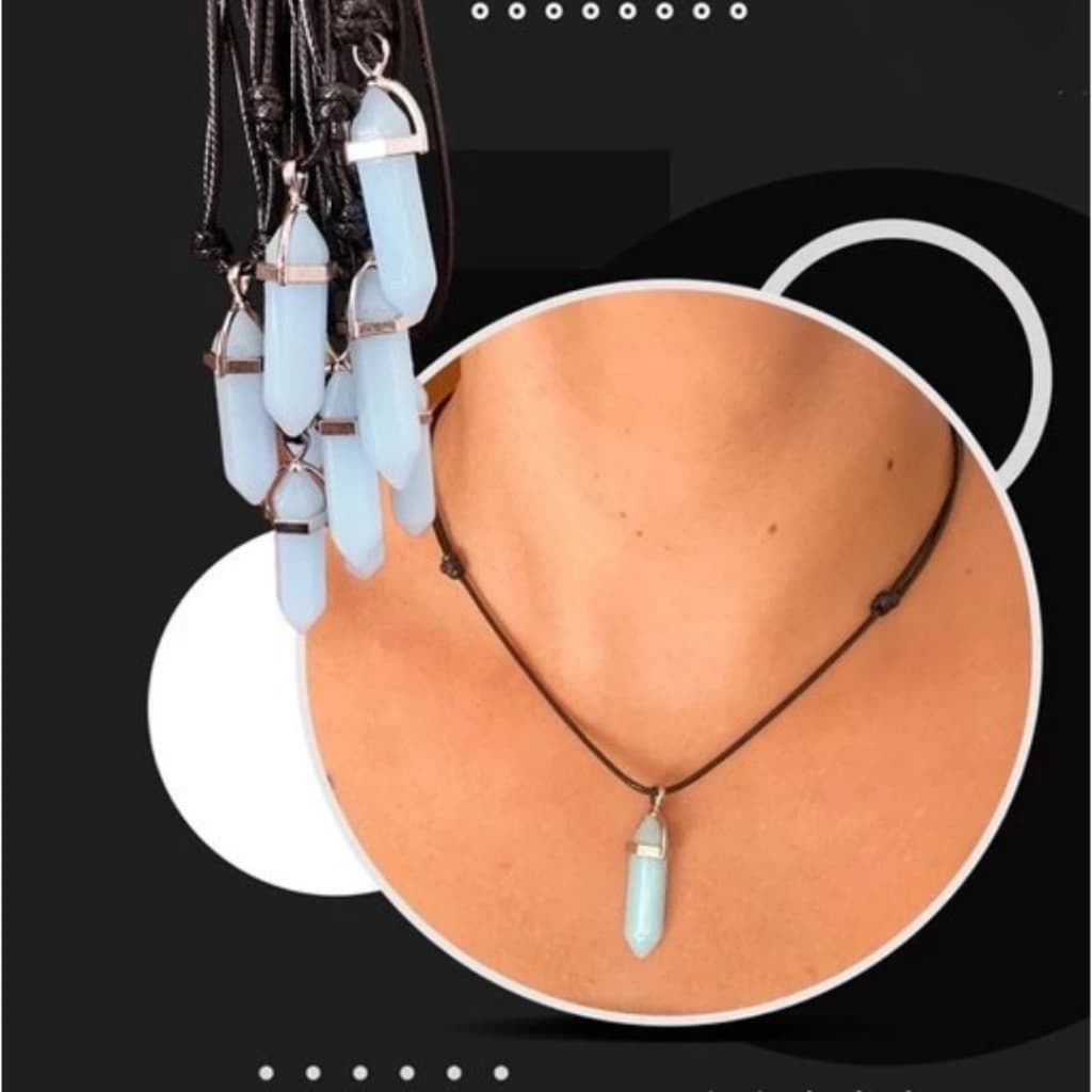 Colar Pedra Branca Brilha no Escuro ou Azul Claro Unissex Minimalista com Cordão Ajustável