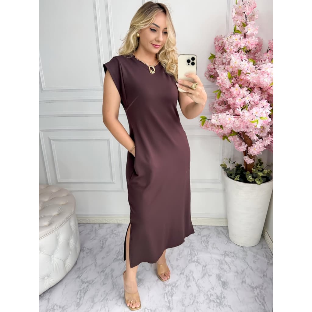 Vestido Muscle Tee longo com bolsos fenda lateral decote redondo Malha Premium feminino longuete midi moletinho elegante