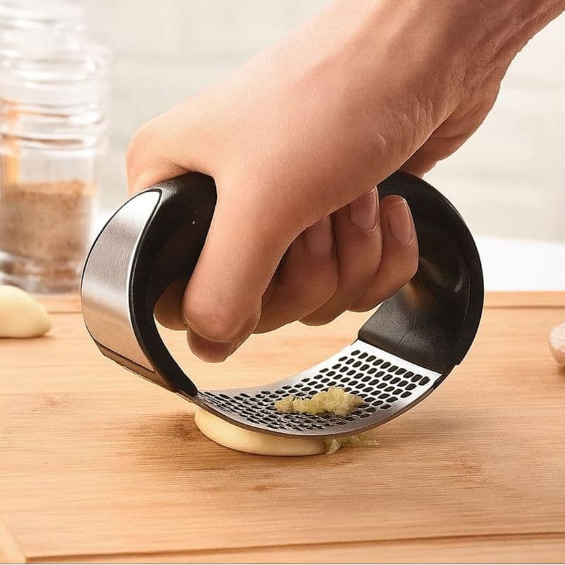 Espremedor amassador de alho Inox Manual Prático e Durável