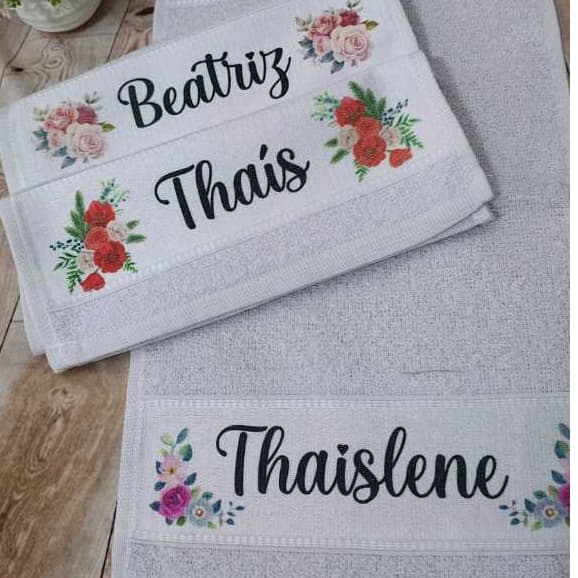 3 Toalhinhas lavabinho personalizadas com tema e nome