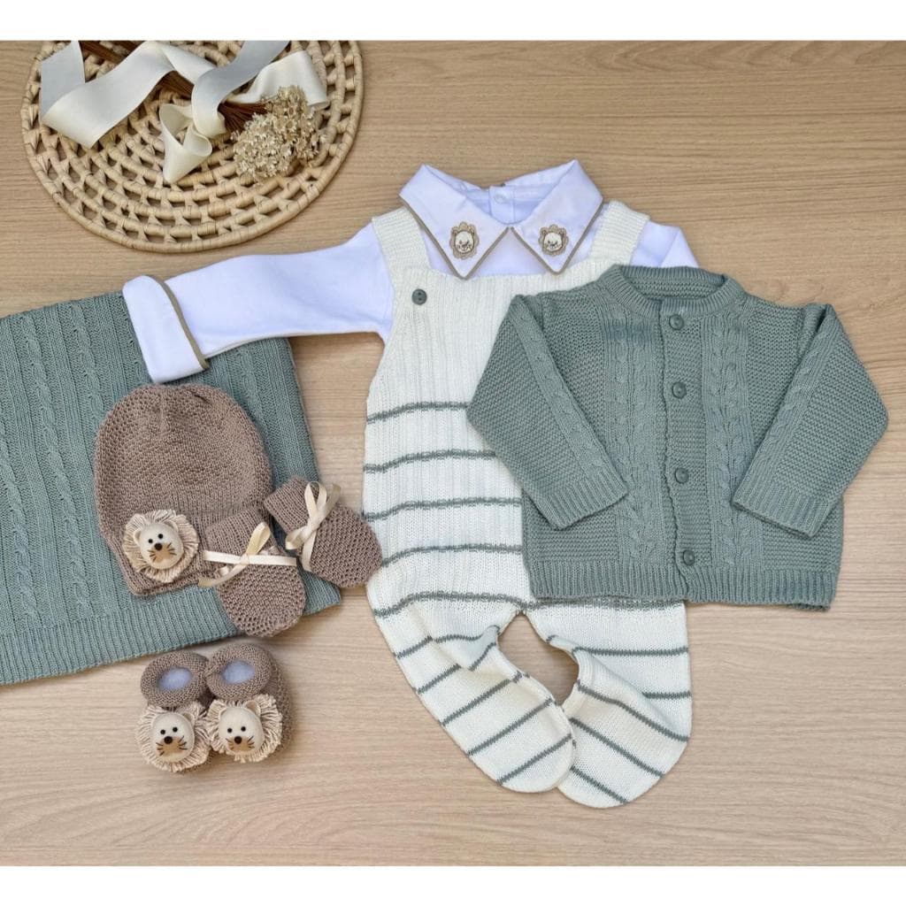 Saída de maternidade menino listrada verde maré com off white - tema safari completa
