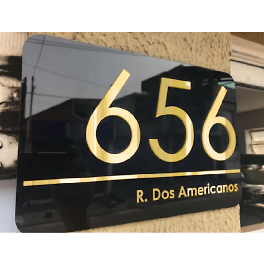 21 Unidades Placa Residencial Em Acrílico Preto Sobreposto Dourado 20x30cm